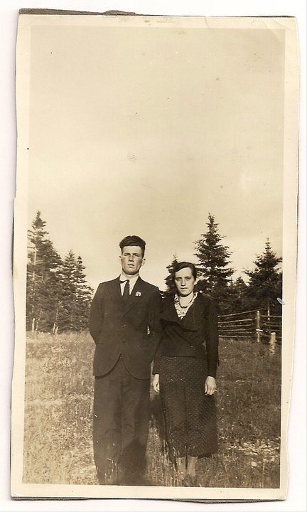 Bert & VIola Hann.jpg